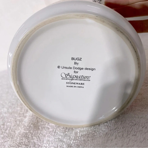 Vintage Bugz By Ursula Dodge Ceramic Ladybug Signature Stoneware Canister - Picture 10 of 16